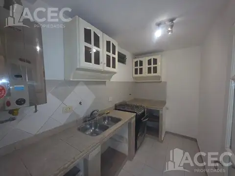 Local en Alquiler en Nuestra Señora De Lourdes, $ 1.500.000
