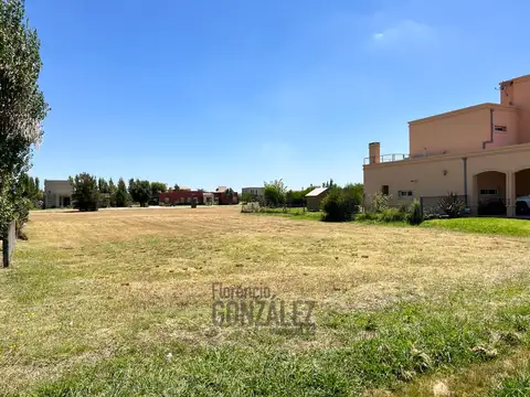 VENTA DE LOTE EN CANNING