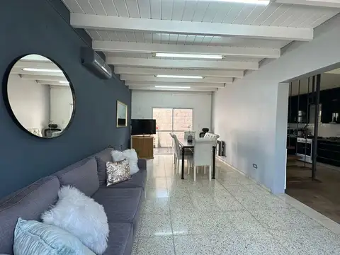 VENTA PH 3 AMB JOSE C PAZ CENTRO. PERMUTA