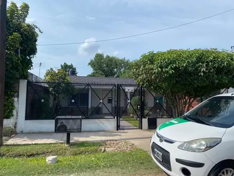 Casa - Venta - Argentina, San Miguel - Centenario 2076