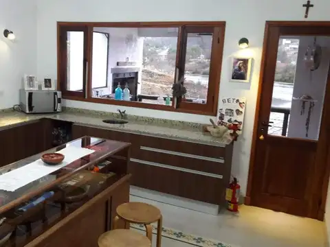 Venta  Casa en plena naturaleza con vistas panorámicas – B° La Aguada - San Lorenzo Chico