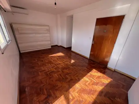 Departamento en Venta en Flores, USD 65.000