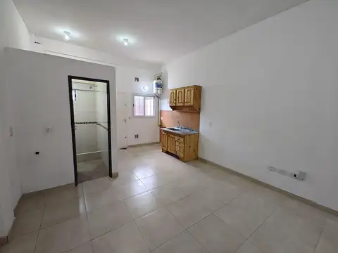 Departamento en Alquiler en Gregorio de Laferrere, $ 380.000
