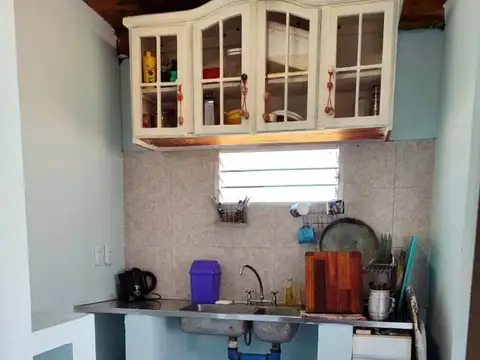 Casa 3 ambientes con 1 baño