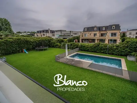 Casa en Alquiler al Norte