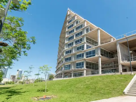 SE VENDE OFICINA EN RIO ARRIBA WORK CENTER