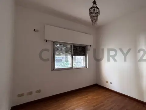 Casa 2 ambientes con 1 baño