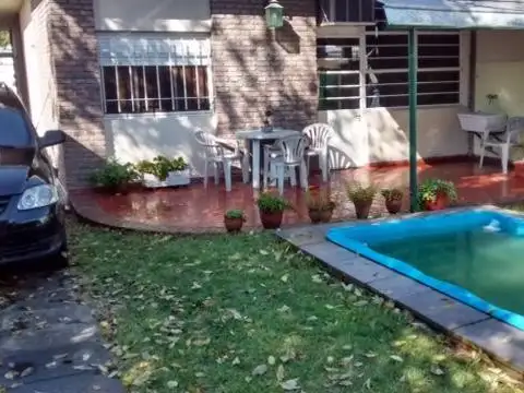 Casa en Venta en Temperley, USD 190.000