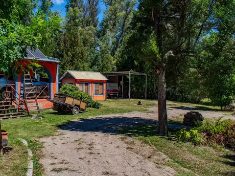 VENTA CASA 3 AMBIENTES CON PILETA BARRIO LOS BOSQUESITOS-RUTA 215 BRANDSEN