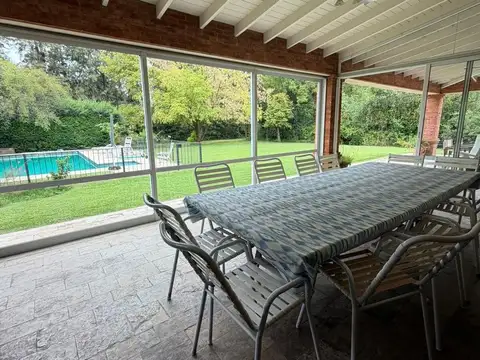Casa en Martindale C.C