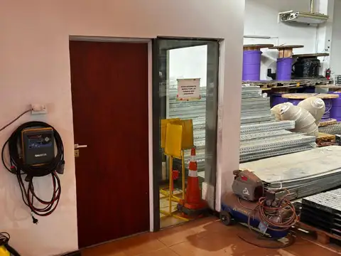 Galpon en Venta 63  mts Fondo