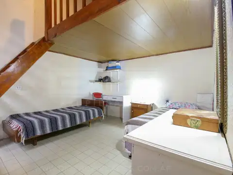 Depto Tipo Casa en Venta 60 años