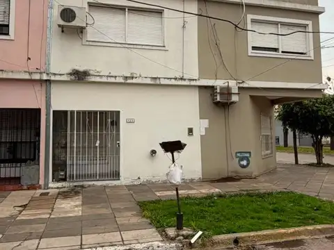 VENTA TIPO CASA PH 3 AMBIENTES – MERLO