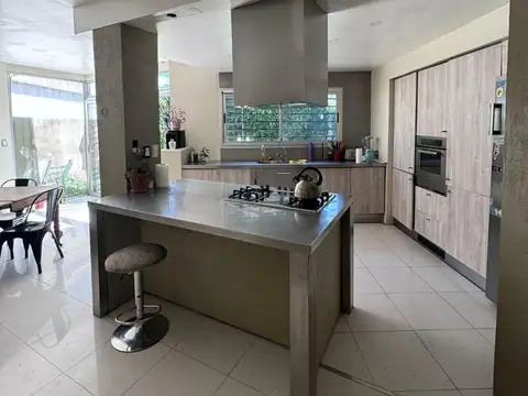 VENTA CASA 4 AMB COCHERA Y FONDO PADUA