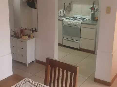 Depto Tipo Casa en Venta en Versalles, USD 143.000