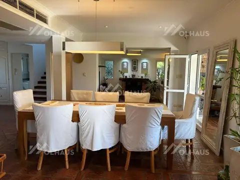 Casa 5 ambientes con 3 baños