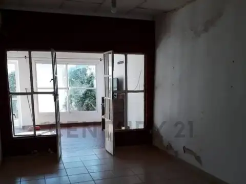 Casa con 2 locales comerciales en venta, Santo Tome, Santa Fe.