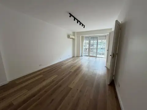 Avenida Coronel Díaz 1700, Piso 6
