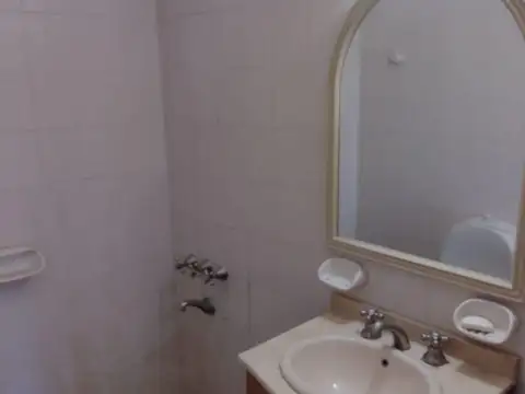 PH DE 3 AMB. ESTADO MUY BUENO