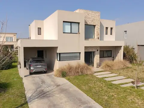 BARRIO LAS ACACIAS  al 300