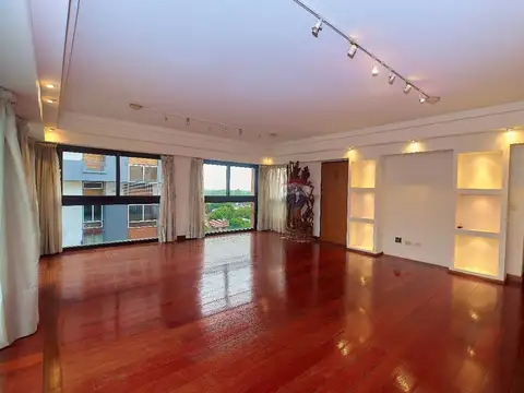 Departamento en Venta con 2 cocheras