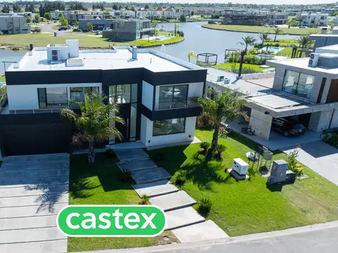 Excelente casa en Venta en Terralagos, Canning