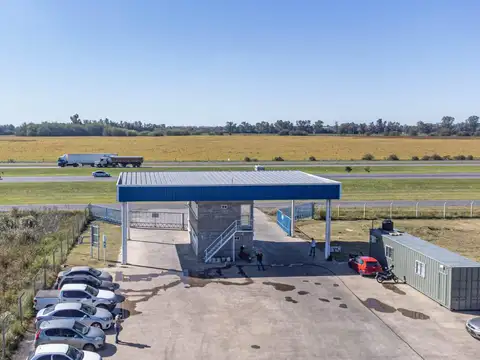 Galpon en Alquiler en Zarate, USD 15.000