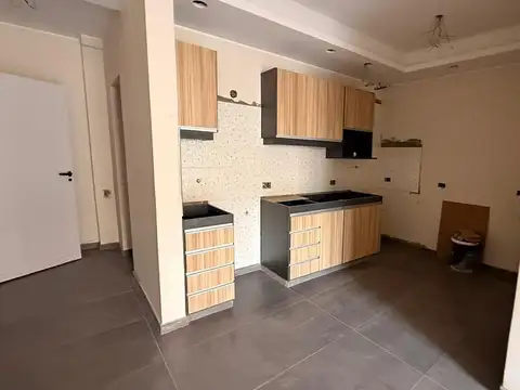 Departamento en venta dos dormitorios con cochera en Godoy Cruz