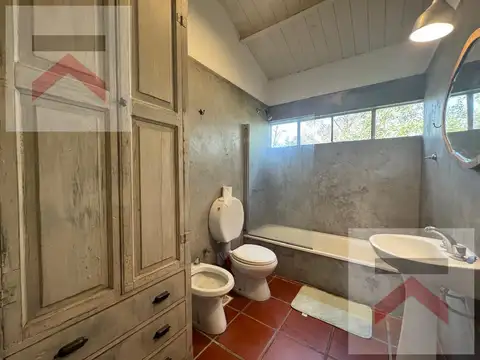 Casa en Alquiler de 3 dormitorios