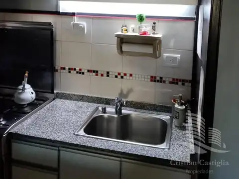 Departamento en Venta en Parque Chacabuco, USD 138.000