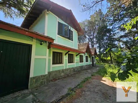 Casa en venta - 4 Dormitorios 5 Baños - 2.700Mts2 - Ezeiza