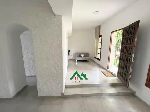 Casa en venta mas departamento con patio amplio en Jardín Espinosa