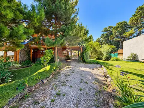 Casa en Venta en Mar Azul, USD 240.000