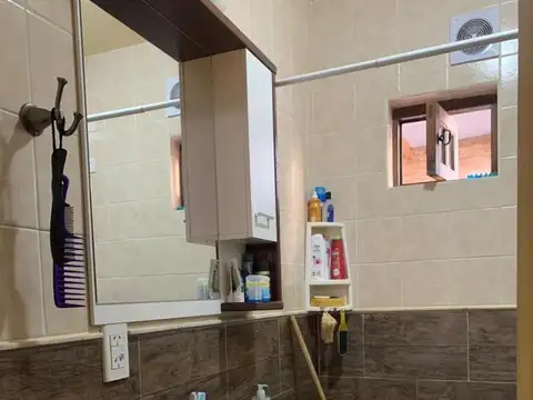 Impecable Casa 3 amb con parque - Permuta por menor valor