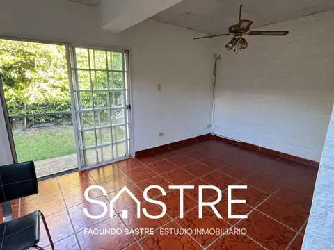 Casa en Venta con 1 cochera