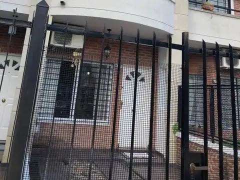 Valentín Gomez 4400