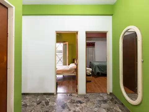 Depto Tipo Casa en Venta en Villa Luzuriaga, USD 80.000