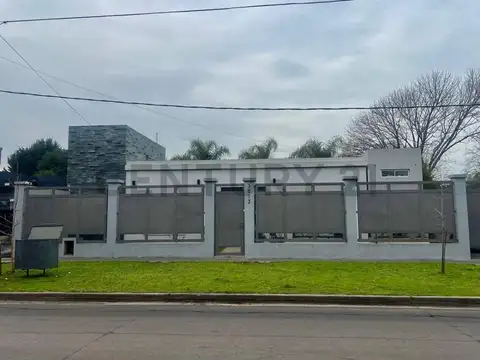 CASA EN VENTA C/ PARQUE, PISCINA EN RANELAGH