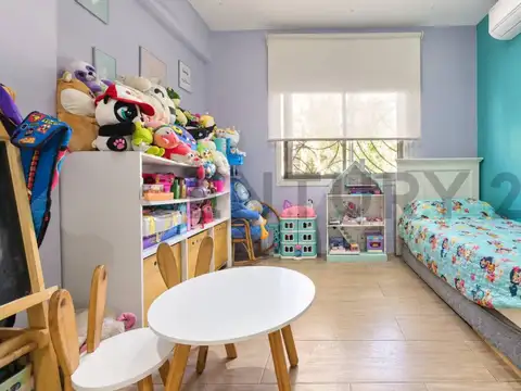 CASA EN VENTA C/ PARQUE Y PISCINA EN RANELAGH