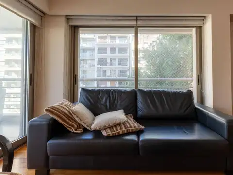 Beruti 3000, Piso 4