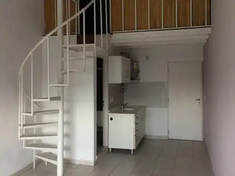 Departamento en Alquiler en Santos Lugares, $ 400.000
