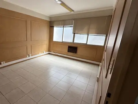 Oficina en Venta 30 años