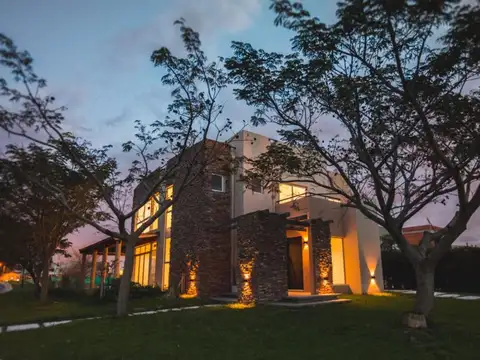 Casa en Venta A Estrenar