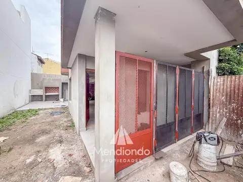 Depto Tipo Casa 4 ambientes con 1 baño