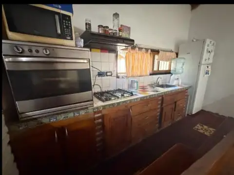 Casa 3 ambientes con 1 baño