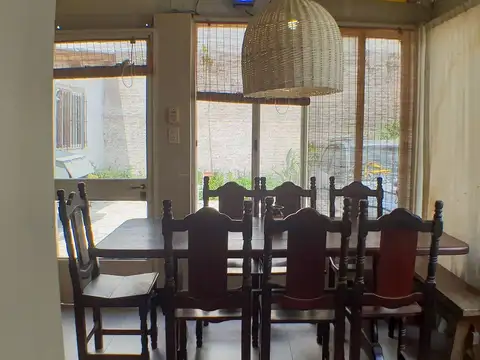 Casa 4 ambientes con 1 baño