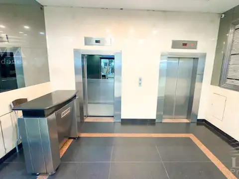 Oficina Monoambiente con 2 baños