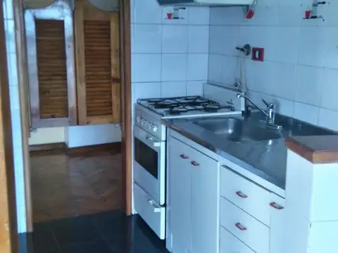 DUPLEX EXCELENTE , 3 AMB AL FRENTE