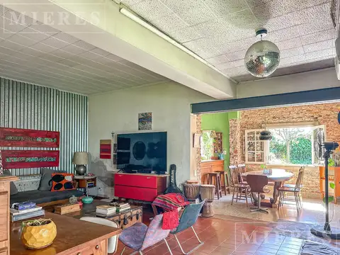 Depto Tipo Casa en Venta 50 años