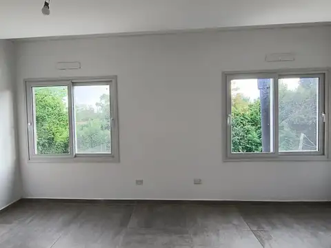 Depto Tipo Casa en Venta de 3 dormitorios